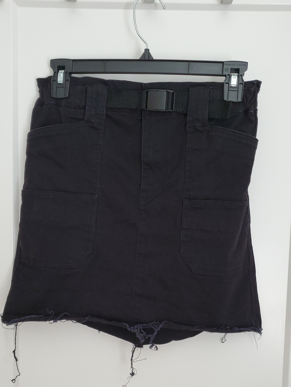 Hollister Black Ultra High-Rise Mini Skirt with Web Belt Detail XS